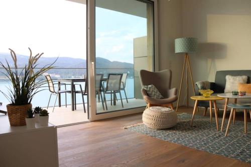 Luxury Apartment - direkt am Wörthersee Südufer