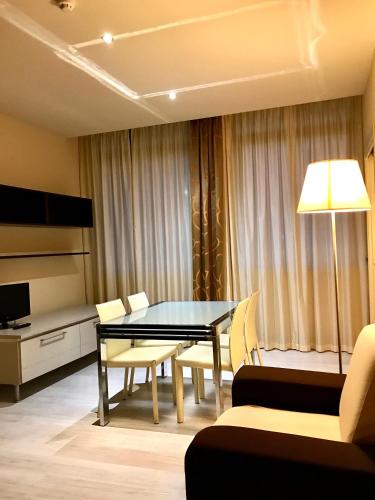 Μια τηλεόραση ή/και κέντρο ψυχαγωγίας στο Residence Diamanterosso