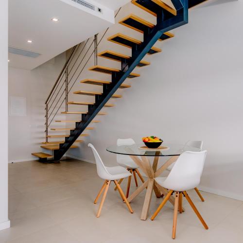 Luxury Townhouse with Pool in Alvor