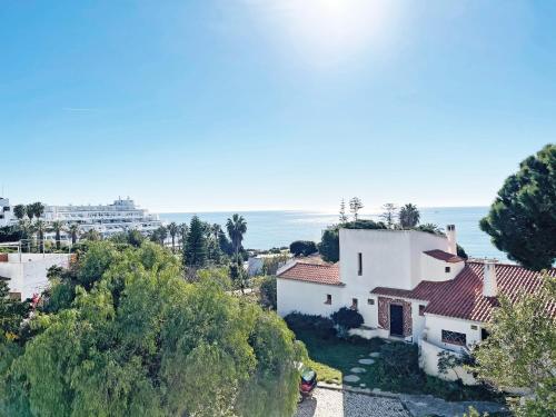Beachfront Oura - 100m Beach, Seaview, Garage, 300m Strip