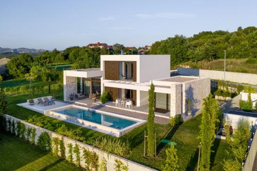 Design Villa Adoral