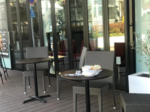 Restaurace v ubytování At Inn Hotel Toyotashi Eki