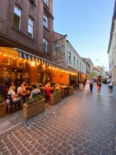 Επισκέπτες που μένουν στο Квартира на вулиці Лесі Українки 19