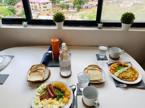 Φαγητό σε αυτό το διαμέρισμα ή κάπου εκεί κοντά