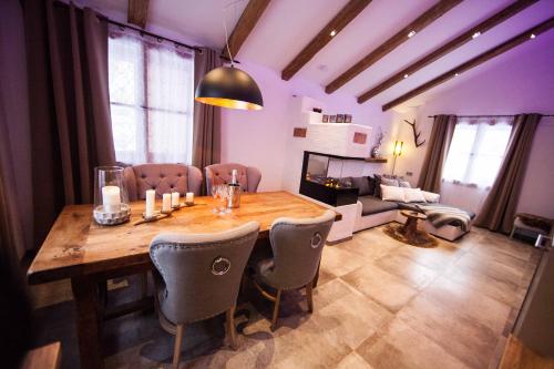 Posezení v ubytování Chalet Dorfalm
