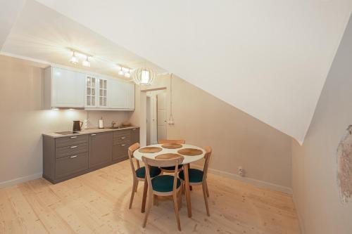 Tõnisson Apartmentsにあるキッチンまたは簡易キッチン
