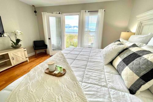 Imagen de la galería de Luxurious Ocean View Getaway!! Entire Home!, en Jacksonville Beach