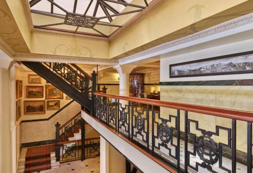 The Oxford Hotel Image