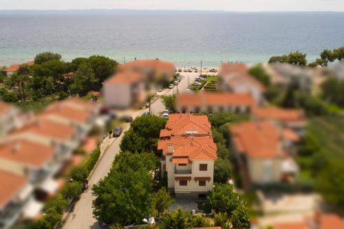 Letecký snímek ubytování Seasidelongo Houses 1 min from the beach of Nikiti