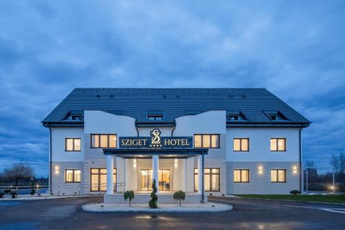 una representación del hotel oeste en Sziget Hotel, en Nyíregyháza