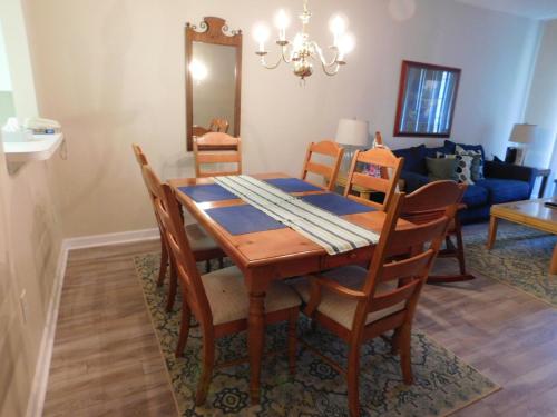 River Crossing Condo #322 – Photos 5