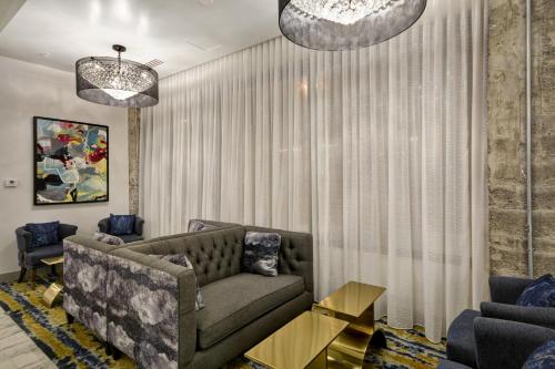 Hotel Indigo Kansas City - The Crossroads, an IHG Hotel Image