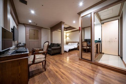 Gallery image of Hotel Cullinan Yongin in Yongin