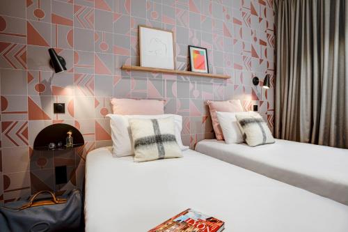 Republik Hotel photo 32
