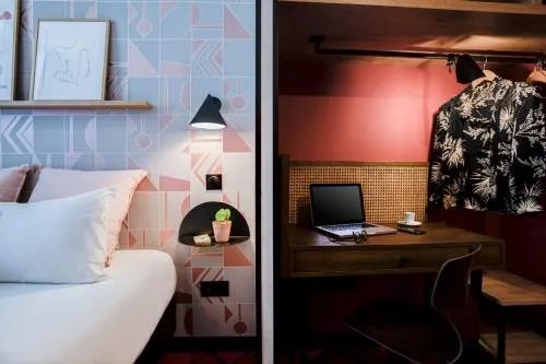 Republik Hotel photo 14