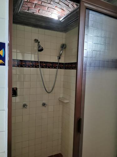 Koupelna v ubytování Posada Casa del Minero