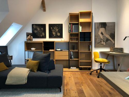 Et sittehjørne på RaumAusbeute Design Apartment Hoher Priester