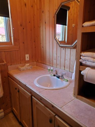 Chalets de l'Anse Ste Helene tesisinde bir banyo