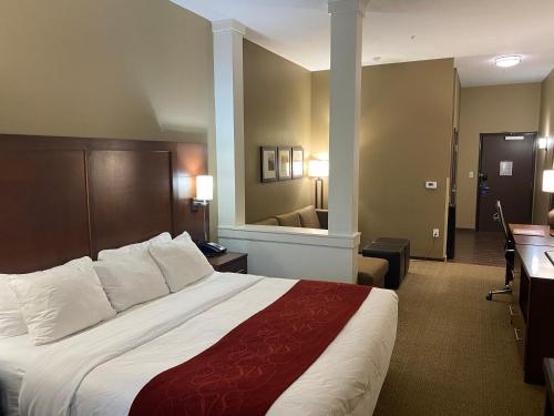 Gallery image of Comfort Suites West Omaha in Omaha