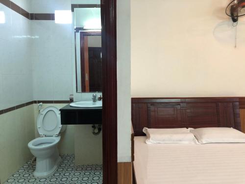 Ванная комната в Hong Dao Hotel