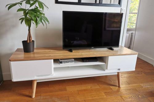 Photo de la galerie de l'établissement Lovely Flat in Paris - City center - Nation-Picpus, à Paris