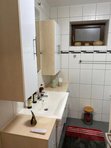 Ένα μπάνιο στο Casa Royale, Boxspring, WiFi, XXL-Parking, E-Wallbox