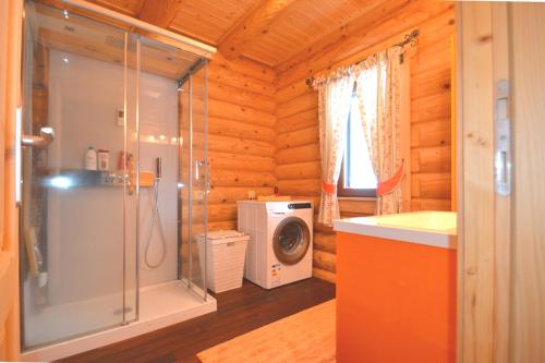 Koupelna v ubytování Chalet mit 7.000 m2 Land und wunderschöne Aussicht