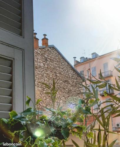 Wonderful heart of Nice, AC, 15" sea