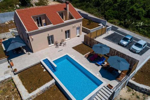 Bazén v ubytování Villa Rubea nebo v jeho okolí