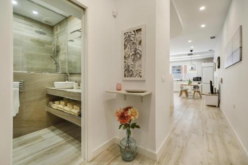 Imagen de la galería de Apartamento Naypa with free parking, en Cádiz