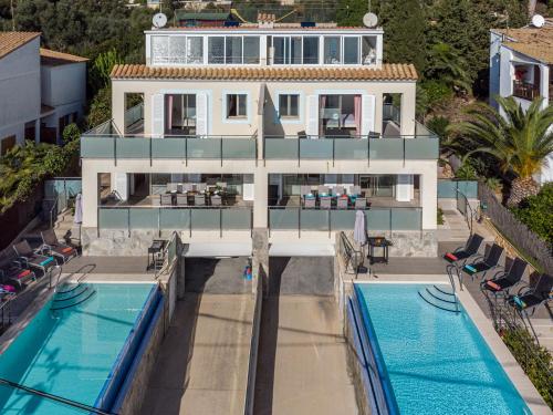 The swimming pool at or close to Adosado Bellavista B By homevillas360