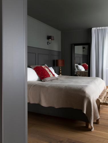 Кровать или кровати в номере INNI - Boutique apartments