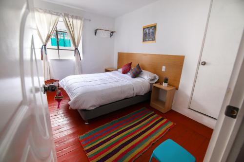 Postel nebo postele na pokoji v ubytování CASONA TORDO - A 3 Cdras de la Plaza - Habitaciones con baño privado
