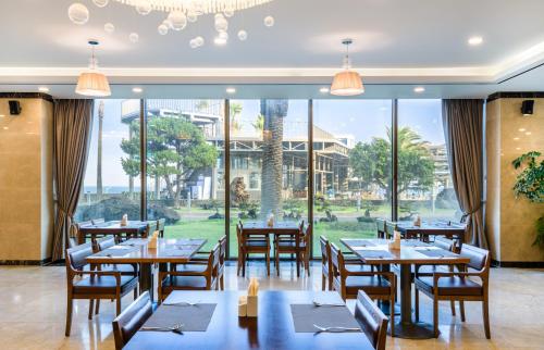 Restoran atau tempat lain untuk makan di Uni Hotel Jeju