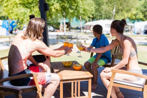 Galería fotográfica de Camping lago 3 comuni en Alesso