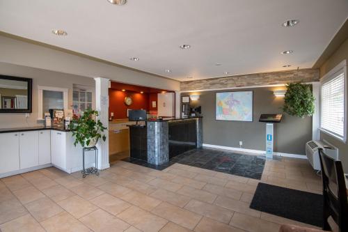 Canadas Best Value Inn-Prince George