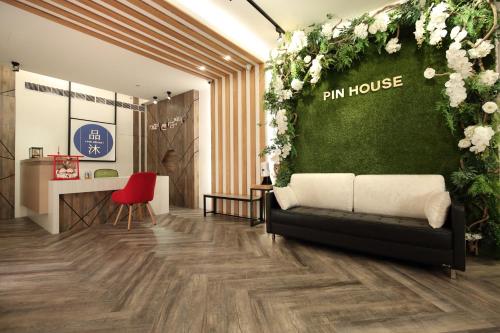 Posezení v ubytování Pin House