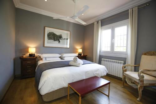 A bed or beds in a room at 026 Villa Leonor - Deniasol