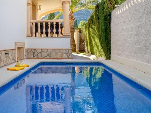 Hồ bơi trong/gần Villa Villa Toscana by Interhome