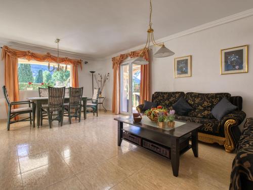Villa Villa Toscana by Interhome