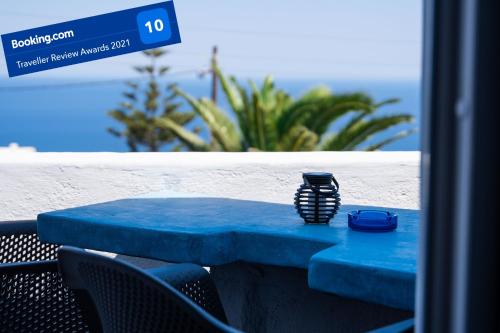 N RENIERIS Apartments