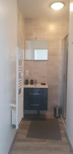 Η κουζίνα ή μικρή κουζίνα στο Lamour