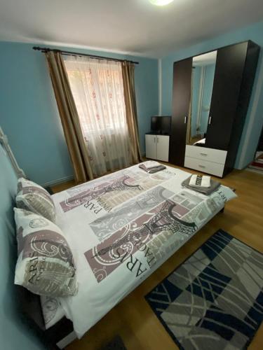 Postel nebo postele na pokoji v ubytování Casa Cristalina&Dumi