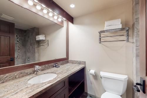 Greystone Lodge 314&315