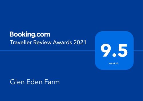 Sijil, anugerah, tanda atau dokumen lain yang dipamerkan di Glen Eden Farm