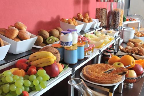 Jídlo v hotelu nebo okolí