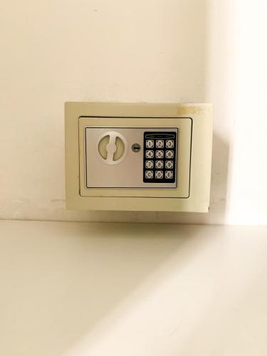 an electrical outlet on a wall in a room at Hotel Artico in Mar del Plata
