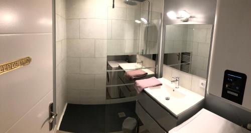 Ένα μπάνιο στο L' ALBATROS - 2 chambres - 5 personnes - Proximité de la plage