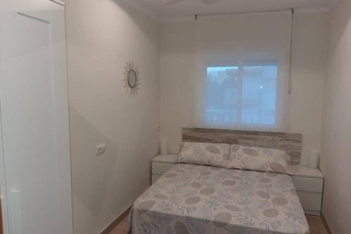 Posteľ alebo postele v izbe v ubytovaní Estudio recién reformado muy cerca del mar