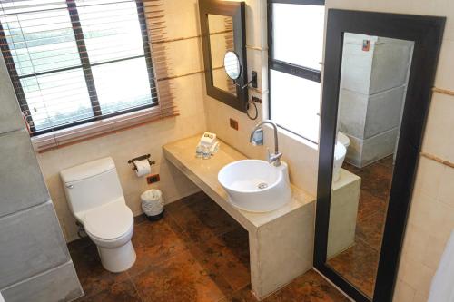Ванна кімната в San Gregorio Hotel & SPA